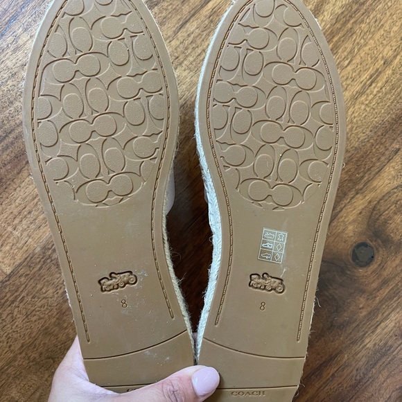 Coach Espadrille size 8 never worn try on only - Picture 3 of 4